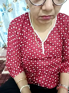Snapshot of Saroj-Shah chatting on March 15, 2025, 5:15 pm Saroj-Shah online show from March 15, 2025, 5:15 pm