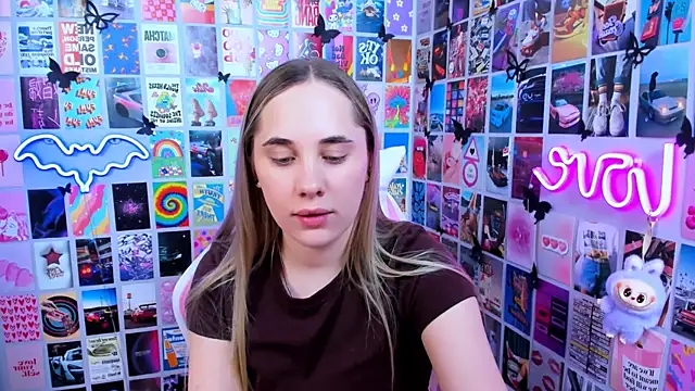 MiaMilas online show from April 1, 2026, 1:01 pm