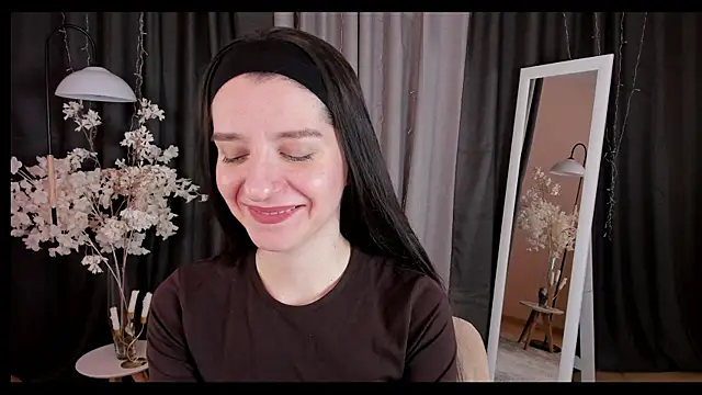 helentasty online show from January 24, 2025, 2:28 am