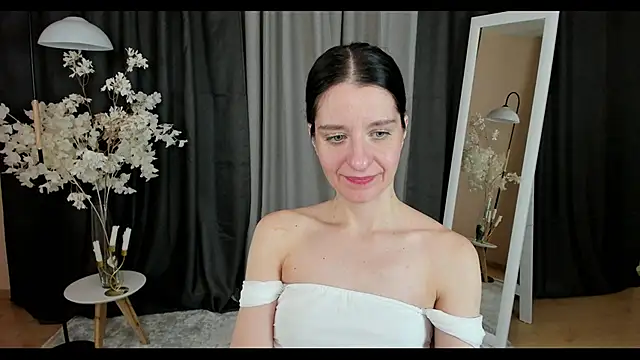 helentasty online show from January 29, 2025, 12:24 pm