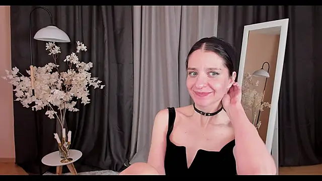 helentasty online show from January 31, 2025, 3:33 pm