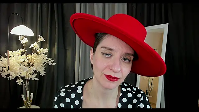helentasty online show from February 7, 2025, 9:26 am