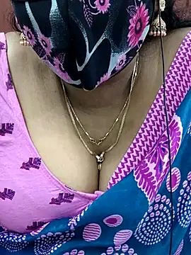 mallu-sumi online show from January 27, 2025, 8:49 pm