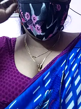 Snapshot of mallu-sumi chatting on November 5, 2025, 5:46 pm mallu-sumi online show from November 5, 2025, 5:46 pm