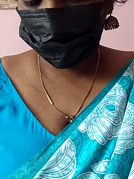 mallu-sumi online show from April 27, 2026, 6:44 am
