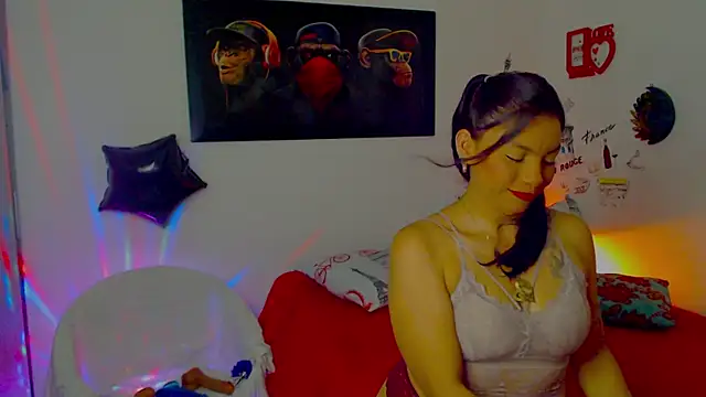amii777 online show from December 3, 2024, 6:04 am