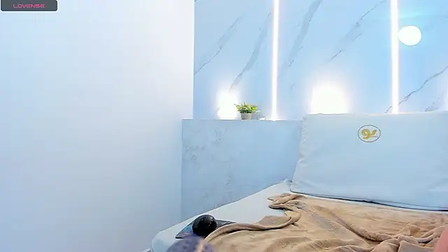 mia becke online show from January 16, 2025, 3:13 pm