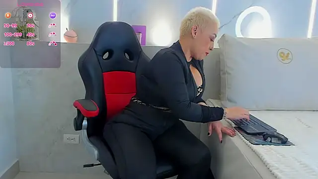 mia becke online show from March 22, 2025, 11:53 am