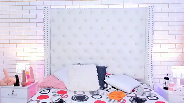 Krystal cambell1 online show from February 28, 2026, 8:15 am