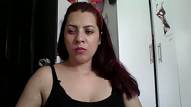 Anne kis online show from December 18, 2024, 6:35 pm