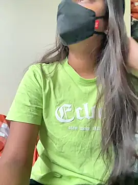 Snapshot of 85198 chatting on April 3, 2026, 6:22 am 85198 online show from April 3, 2026, 6:22 am