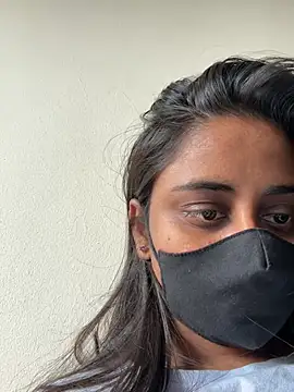 Snapshot of 85198 chatting on April 9, 2026, 10:20 am 85198 online show from April 9, 2026, 10:20 am