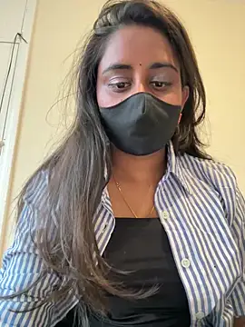 Snapshot of 85198 chatting on April 12, 2026, 6:35 pm 85198 online show from April 12, 2026, 6:35 pm