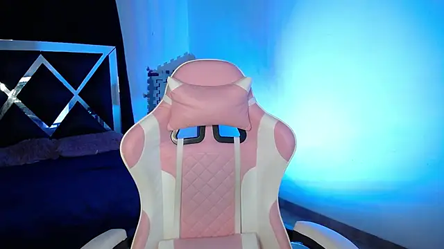 merlin-18 online show from October 31, 2025, 3:29 am