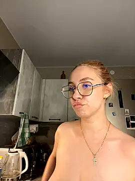 Kitty Katrine online show from September 20, 2025, 4:30 pm