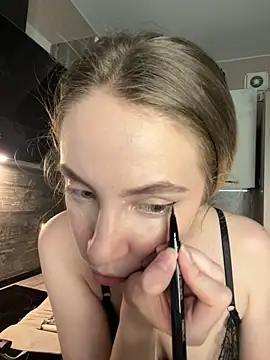 Snapshot of Kitty_Katrine chatting on May 26, 2026, 2:13 pm Kitty Katrine online show from May 26, 2026, 2:13 pm