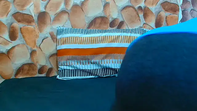 Snapshot of AfricanBigAssxx98 chatting on October 25, 2025, 9:39 am AfricanBigAssxx98 online show from October 25, 2025, 9:39 am