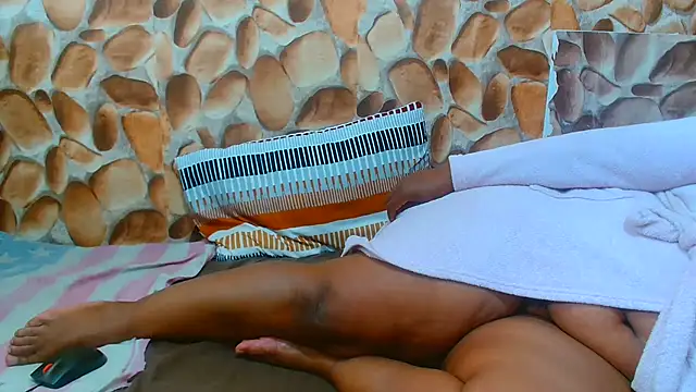 AfricanBigAssxx98 online show from December 2, 2025, 10:31 am