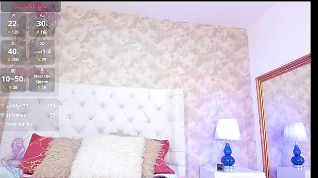 Eliza Thaylor   online show from December 14, 2024, 9:13 pm