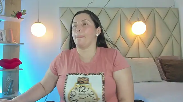 angelswets online show from May 6, 2026, 2:11 pm