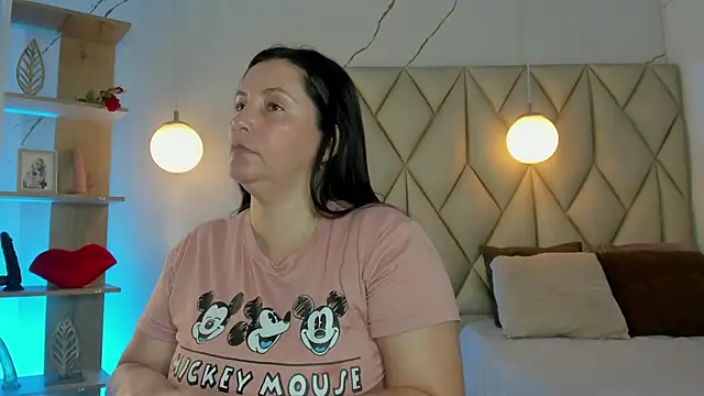 angelswets online show from May 29, 2026, 2:04 pm
