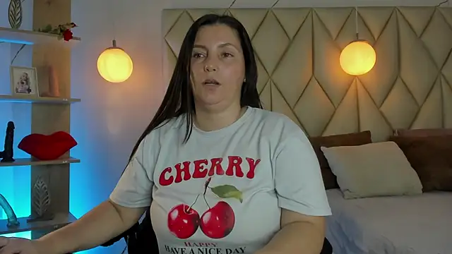 angelswets online show from June 8, 2026, 2:39 pm