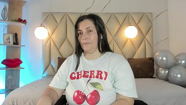 angelswets online show from June 25, 2026, 3:49 pm