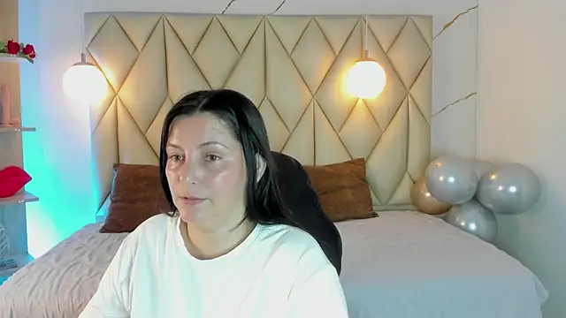 angelswets online show from June 26, 2026, 2:10 pm
