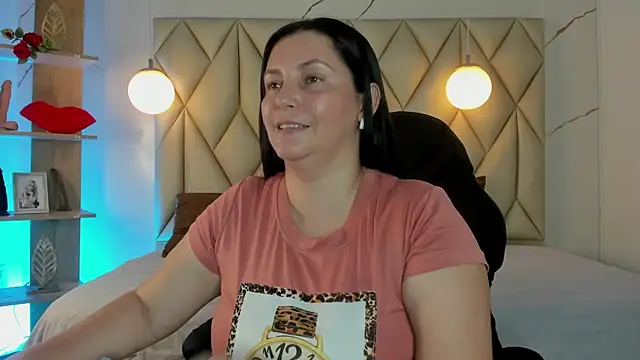 angelswets online show from July 12, 2026, 1:46 pm