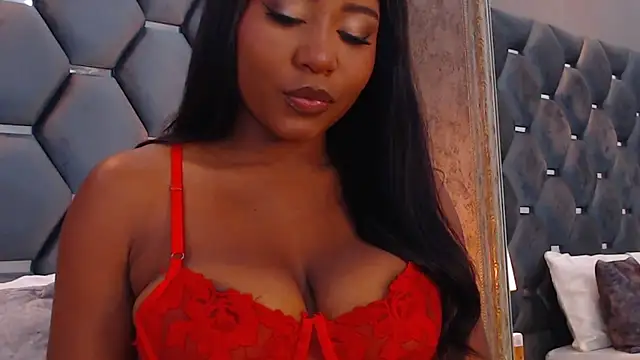 Snapshot of VanessaGlenn chatting on March 4, 2026, 2:34 pm VanessaGlenn online show from March 4, 2026, 2:34 pm