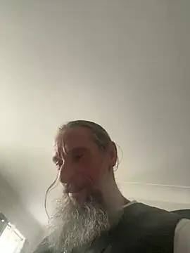 mindphu k online show from February 20, 2025, 9:42 pm