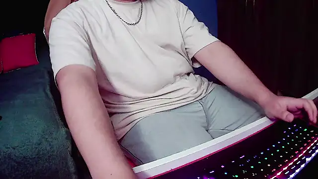 Snapshot of pisceslost chatting on September 22, 2025, 12:45 am pisceslost online show from September 22, 2025, 12:45 am