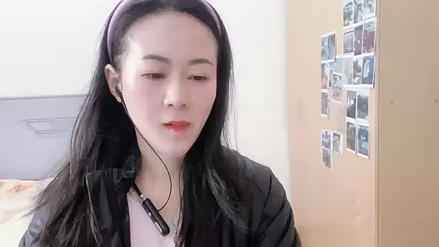 fanfan-FF online show from December 28, 2024, 1:29 am