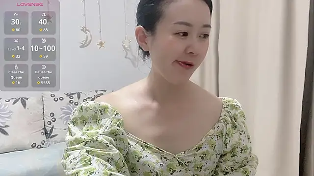 fanfan-FF online show from September 16, 2025, 1:01 pm