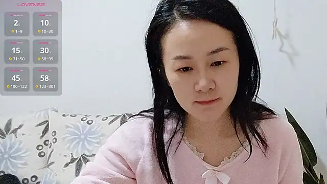 fanfan-FF online show from October 26, 2025, 1:44 am