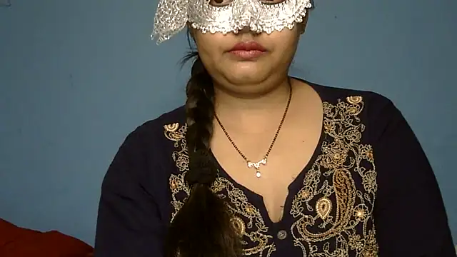 Snapshot of couple_indian_123 chatting on March 17, 2026, 6:28 am couple indian 123 online show from March 17, 2026, 6:28 am