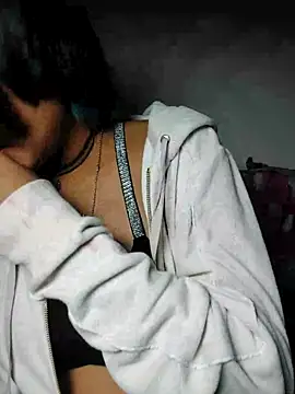 Snapshot of azulzulix chatting on February 21, 2025, 3:34 am azulzulix online show from February 21, 2025, 3:34 am