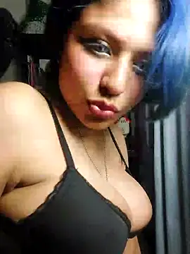 Snapshot of azulzulix chatting on March 12, 2025, 2:20 am azulzulix online show from March 12, 2025, 2:20 am