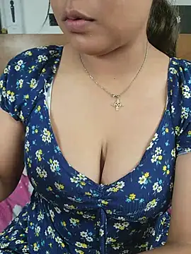 azulzulix online show from July 28, 2026, 11:58 pm