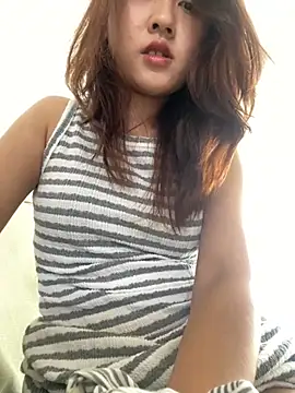 Snapshot of Liliya-77 chatting on September 30, 2025, 3:22 am Liliya-77 online show from September 30, 2025, 3:22 am