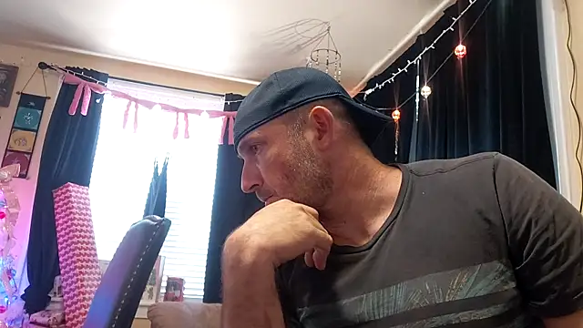 Snapshot of Lexxstacy chatting on December 22, 2025, 4:37 pm Lexxstacy online show from December 22, 2025, 4:37 pm