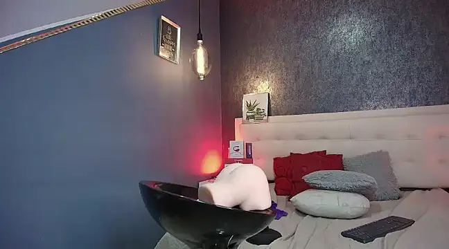 Erick Zhimerman online show from March 12, 2025, 6:40 am