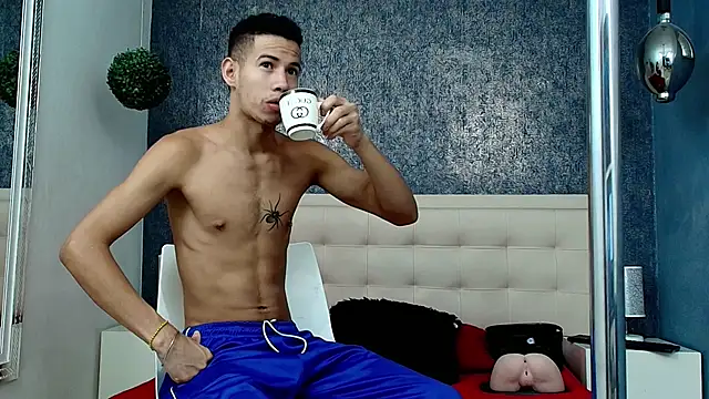 Erick Zhimerman online show from May 7, 2026, 12:21 pm