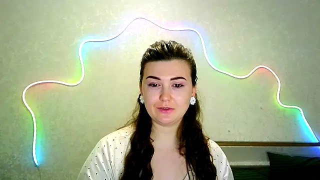 Snapshot of SeductiveTati chatting on October 19, 2025, 2:34 am SeductiveTati online show from October 19, 2025, 2:34 am