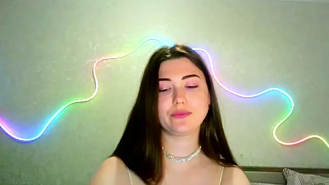 Snapshot of SeductiveTati chatting on June 1, 2026, 10:00 pm SeductiveTati online show from June 1, 2026, 10:00 pm