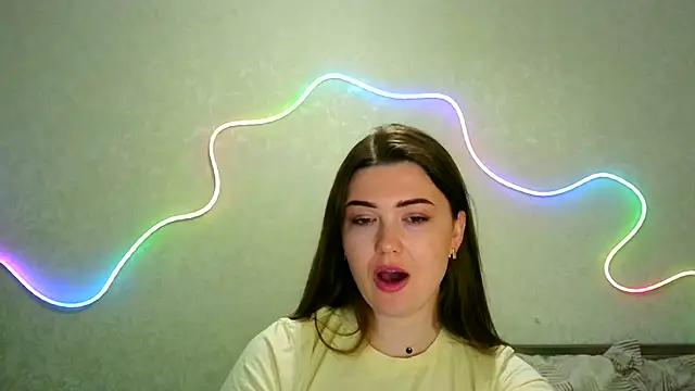 Snapshot of SeductiveTati chatting on July 12, 2026, 9:28 pm SeductiveTati online show from July 12, 2026, 9:28 pm