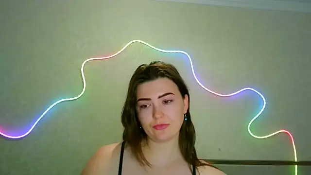 Snapshot of SeductiveTati chatting on August 2, 2026, 3:21 pm SeductiveTati online show from August 2, 2026, 3:21 pm