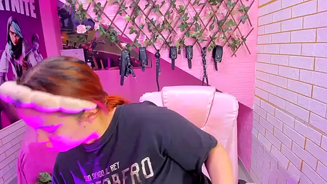 marcellaa303av online show from April 11, 2026, 2:16 am