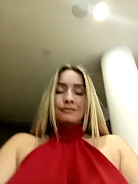 Snapshot of Loly_Horny chatting on April 22, 2026, 11:17 pm Loly Horny online show from April 22, 2026, 11:17 pm