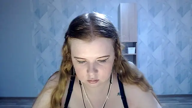 Snapshot of Melina_Hot9 chatting on May 19, 2026, 8:15 pm Melina Hot9 online show from May 19, 2026, 8:15 pm